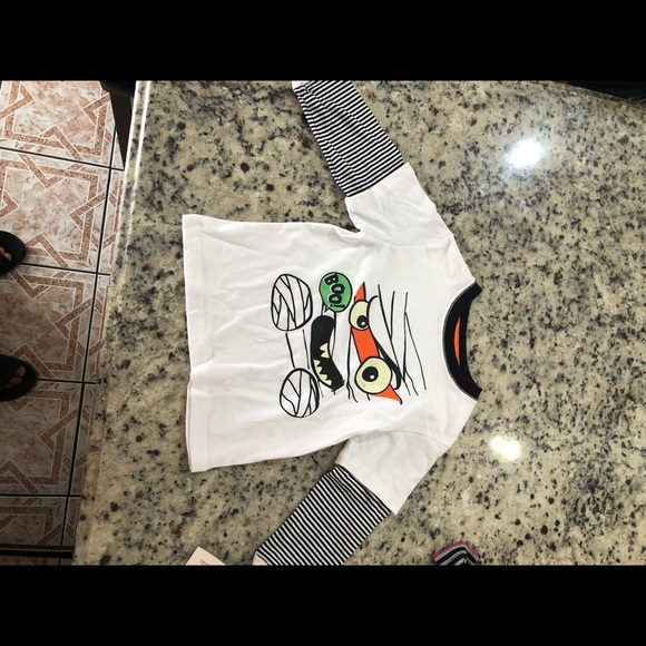 **2/$15**Halloween  bundle - Picture 4 of 8